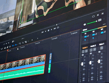 Video editor editing content on the remote timeline