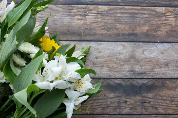 Norfolk and Suffolk Funeral filming and Live Streaming service. Tea candles at funeral