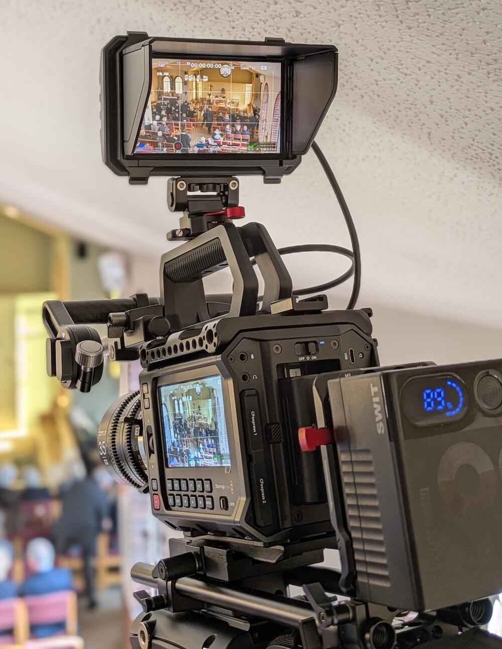 LiveU unit Live Streaming my camera feed to YouTube and social media channels